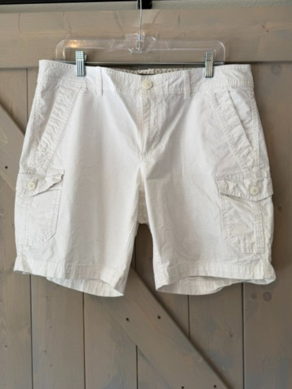 Eddie Bauer Womens Cargo Shorts Vintage Style 2015 EUC 12 1028